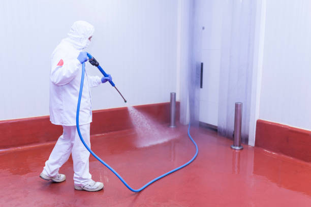 Best Animal Enclosure Cleaning  in Miami Gardens, FL